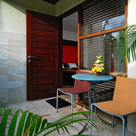 Taman Ayu Town House Aparthotel Legian  Exterior photo