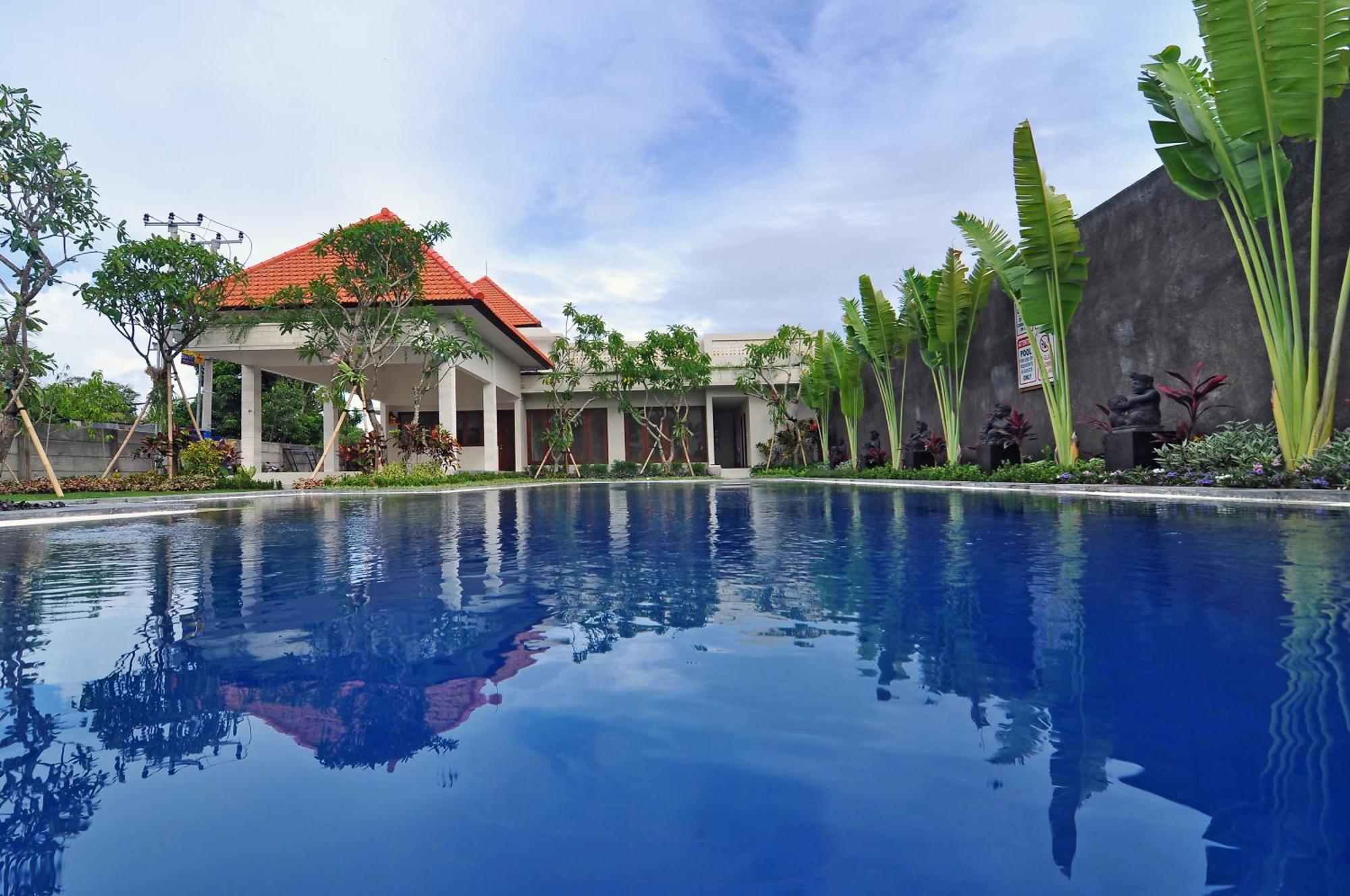 Taman Ayu Town House Aparthotel Legian  Exterior photo