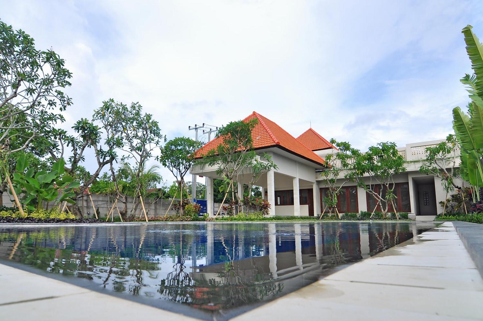 Taman Ayu Town House Aparthotel Legian  Exterior photo