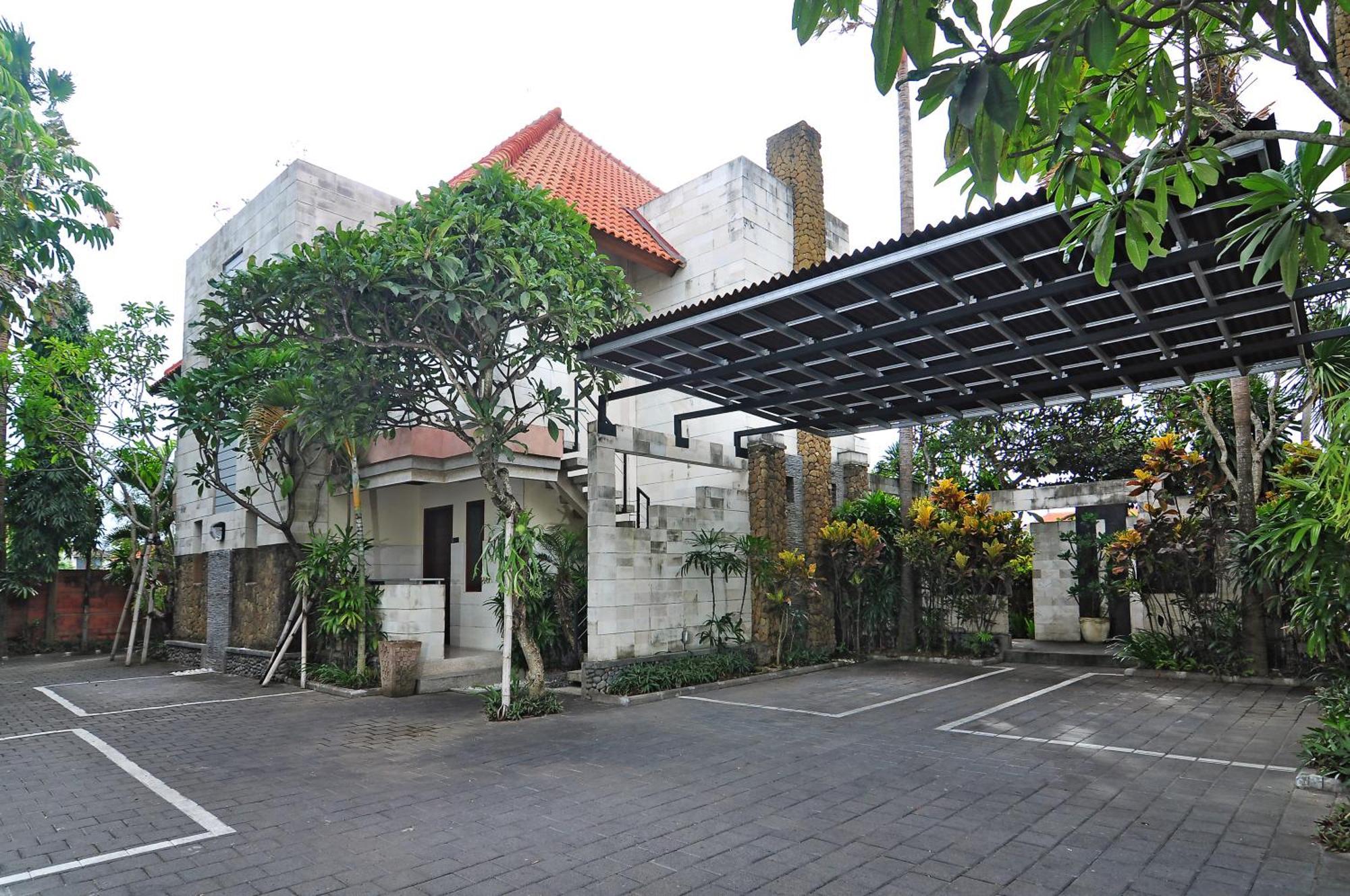 Taman Ayu Town House Aparthotel Legian  Exterior photo