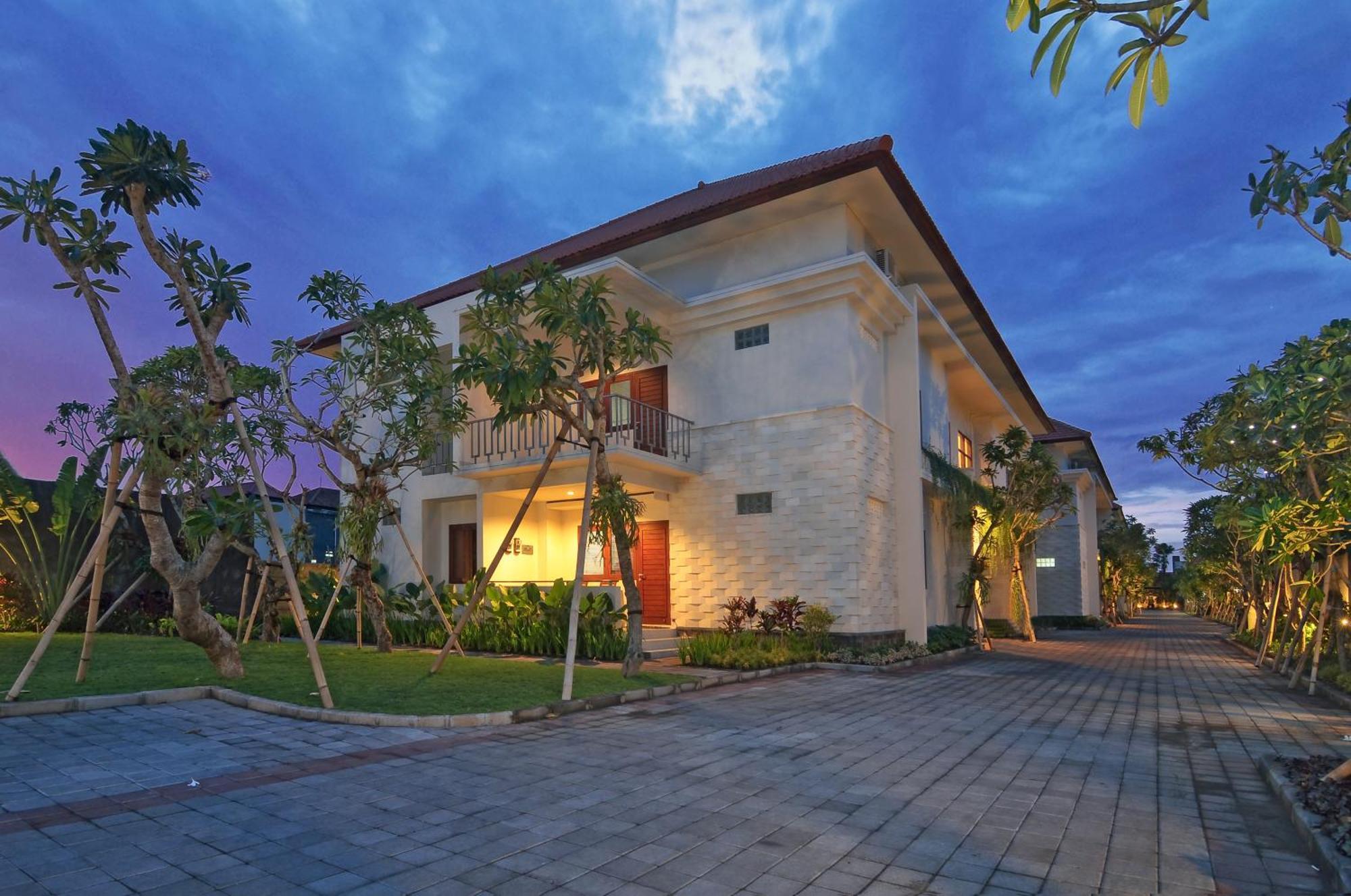 Taman Ayu Town House Aparthotel Legian  Exterior photo