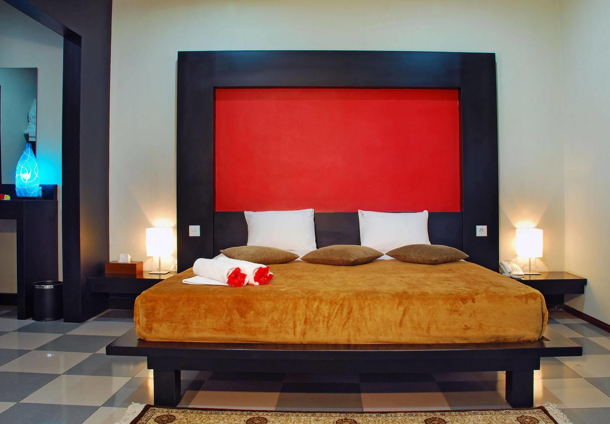 Taman Ayu Town House Aparthotel Legian  Exterior photo