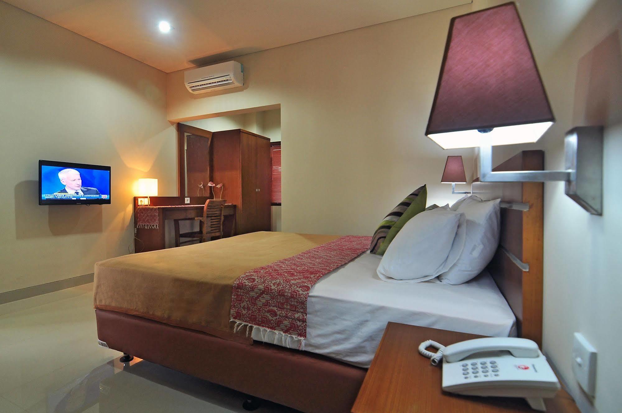 Taman Ayu Town House Aparthotel Legian  Exterior photo